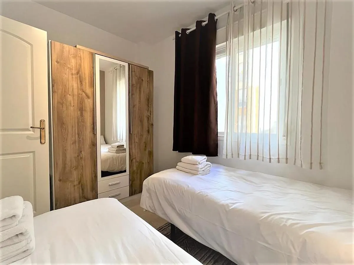 Estepona Town Apartment Anila